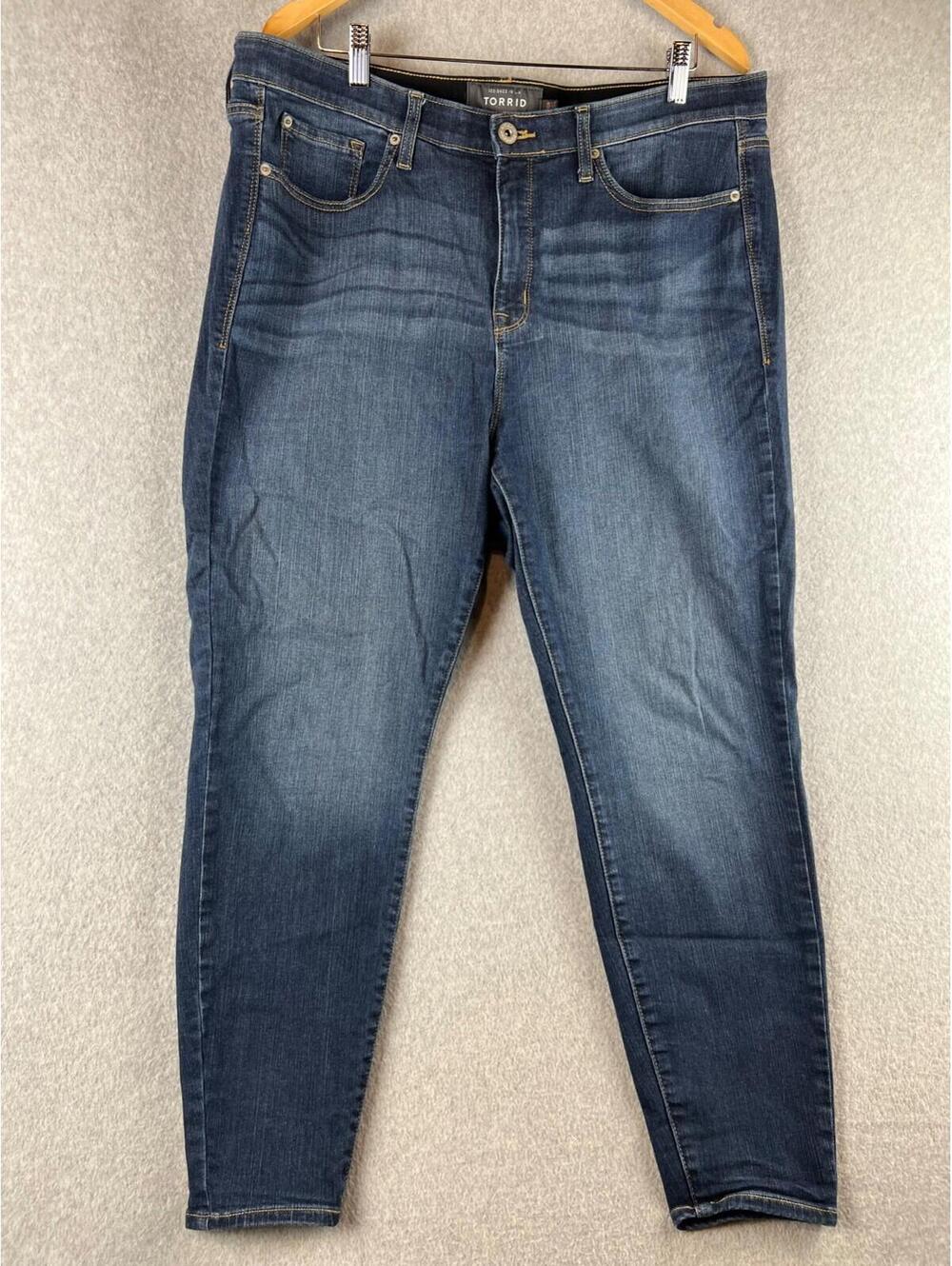 Torrid Premium Sky High Waist Skinny Jeans Womens 20R Tummy Control